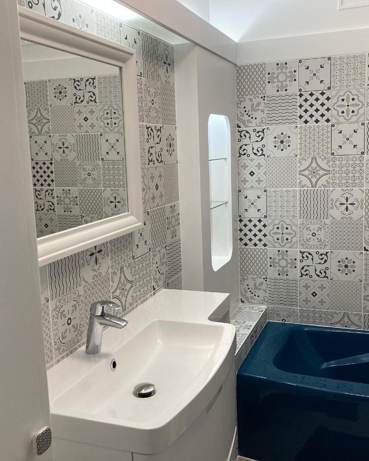 La Maison Virginie 1 A 2 Pers Charmant Hyper Centre- Cour- Parking- Linge- Fibre- Proximite Lac Canal Piscine Montargis Exterior photo
